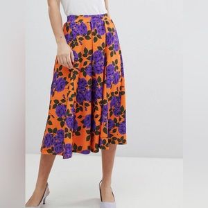 Asos petite wide leg culottes with flowing hem in orange floral print : US 00